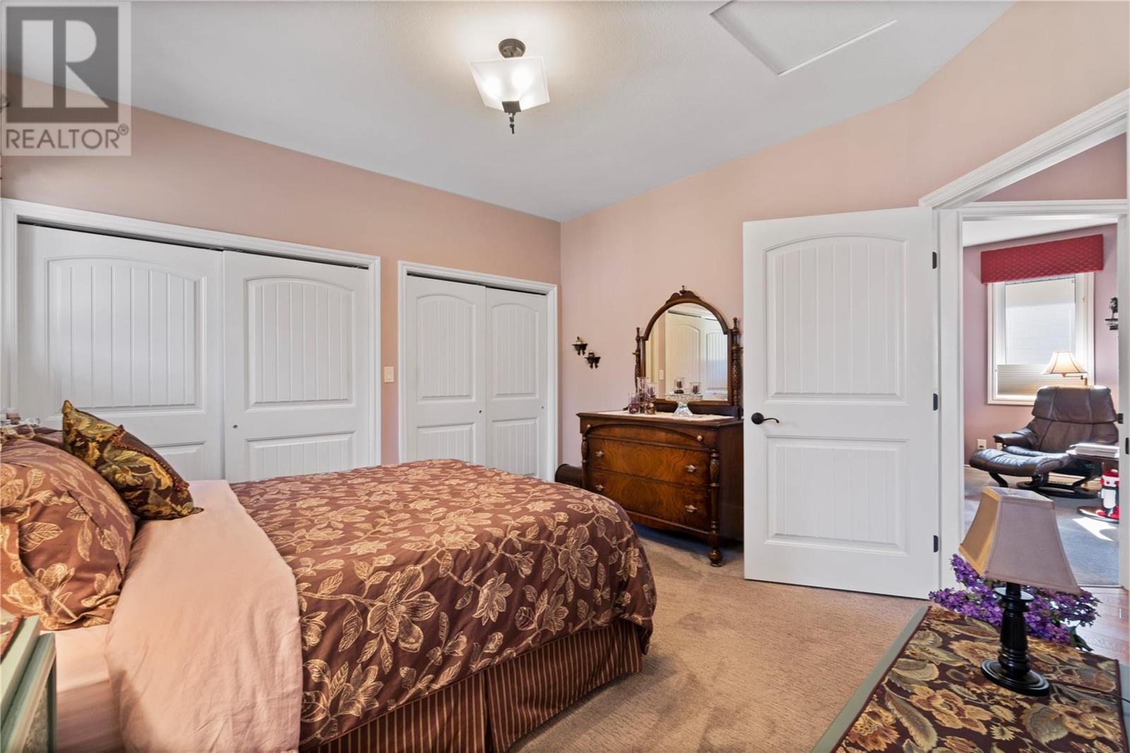 1581 20 Street NE Unit# 8, #8