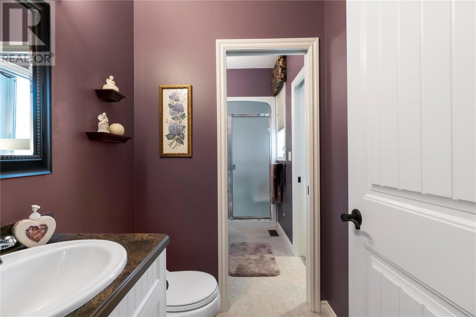 1581 20 Street NE Unit# 8, #8
