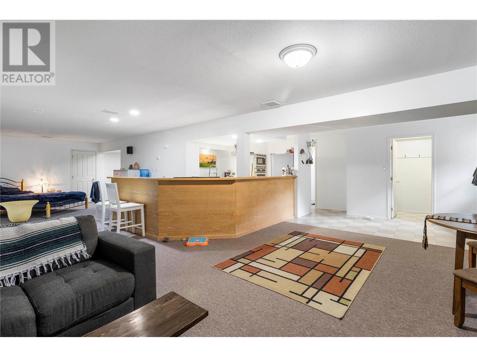 1711 Davies Road