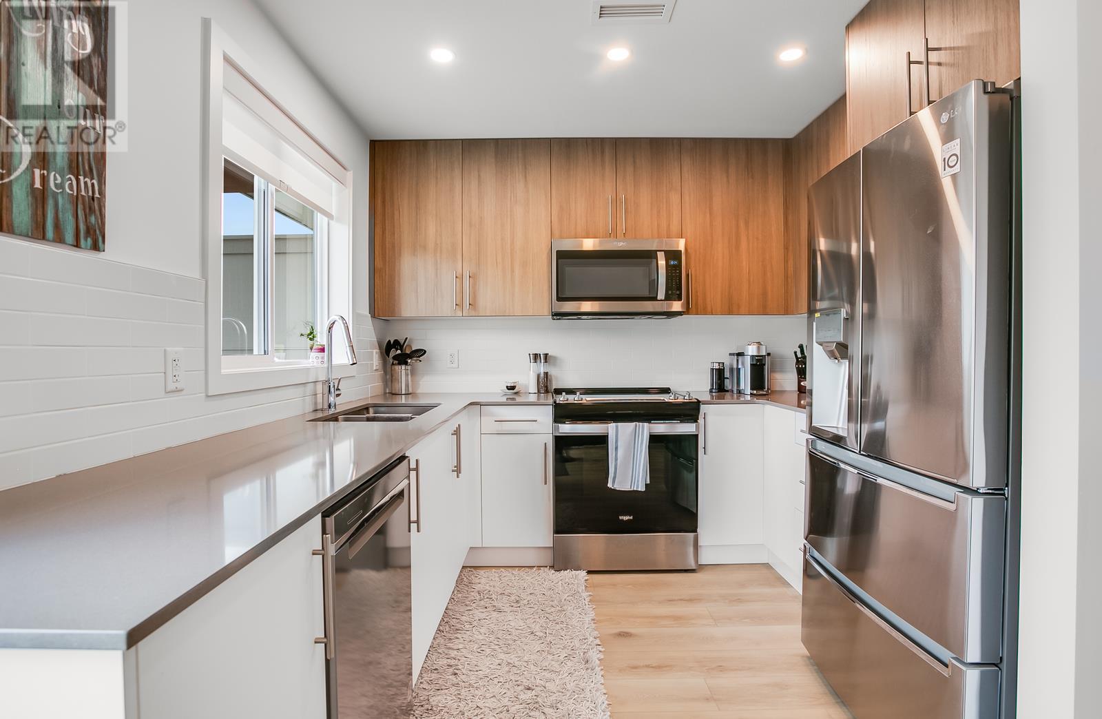#26 685 Boynton Place,, #26