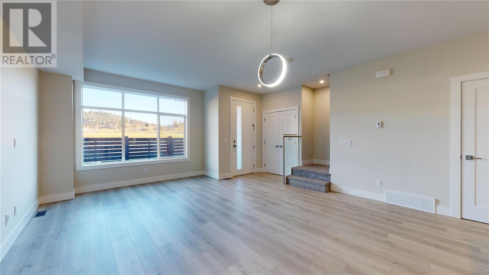 #24 115 Wyndham Crescent,, #24