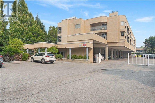 #203 3115 DeMontreuil Court,, Kelowna