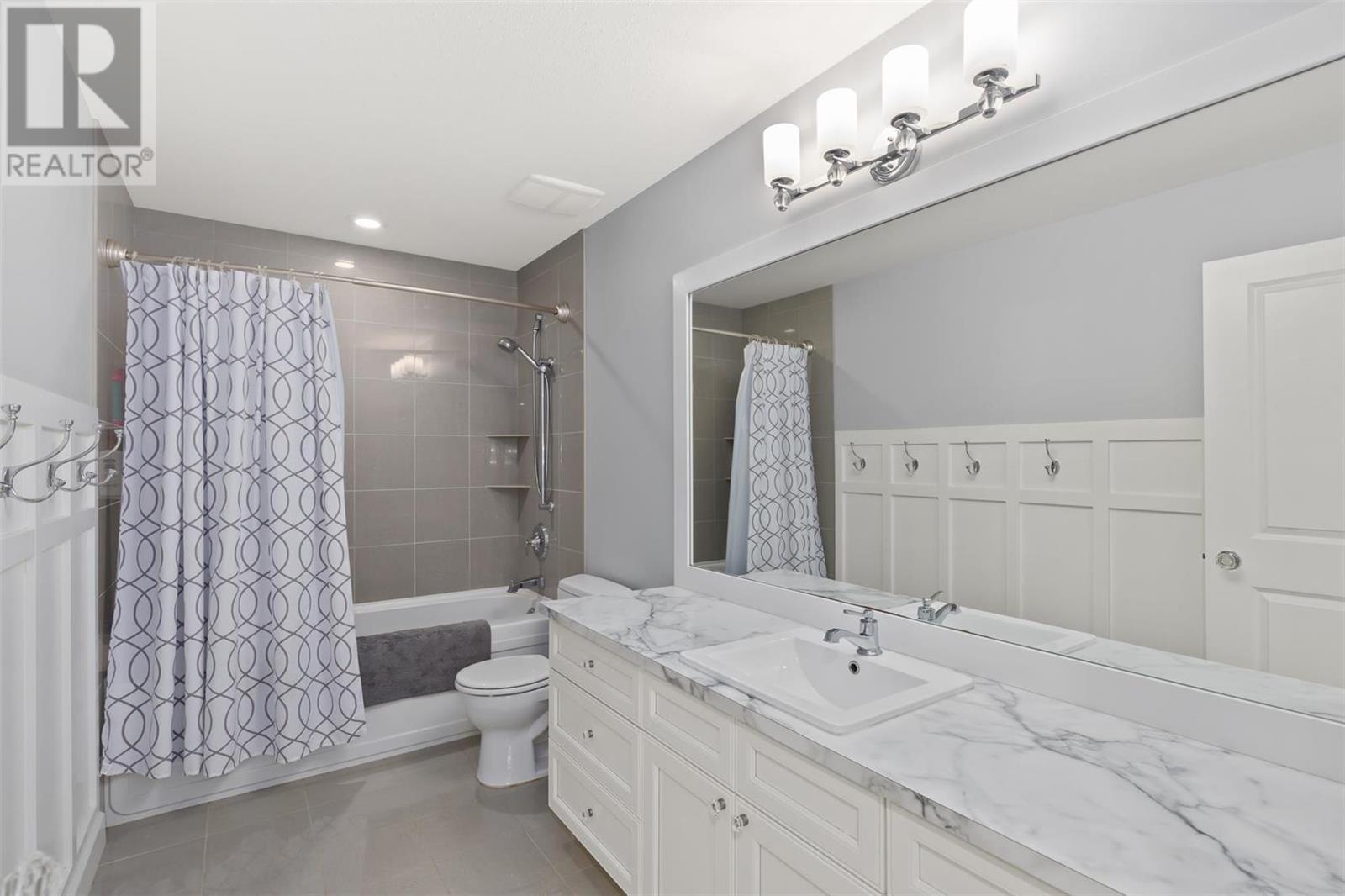 13013 Shoreline Drive