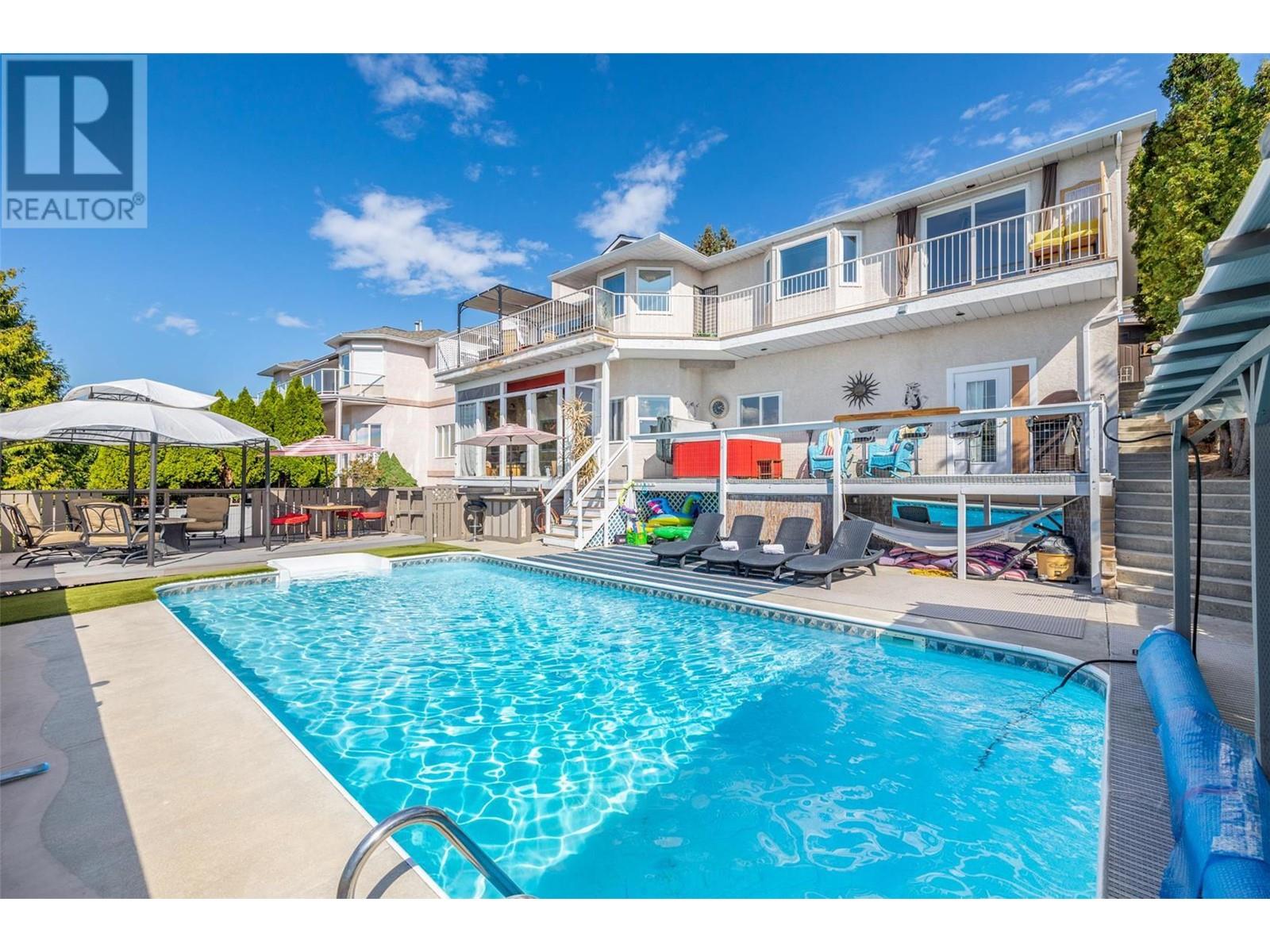 882 Toovey Road,