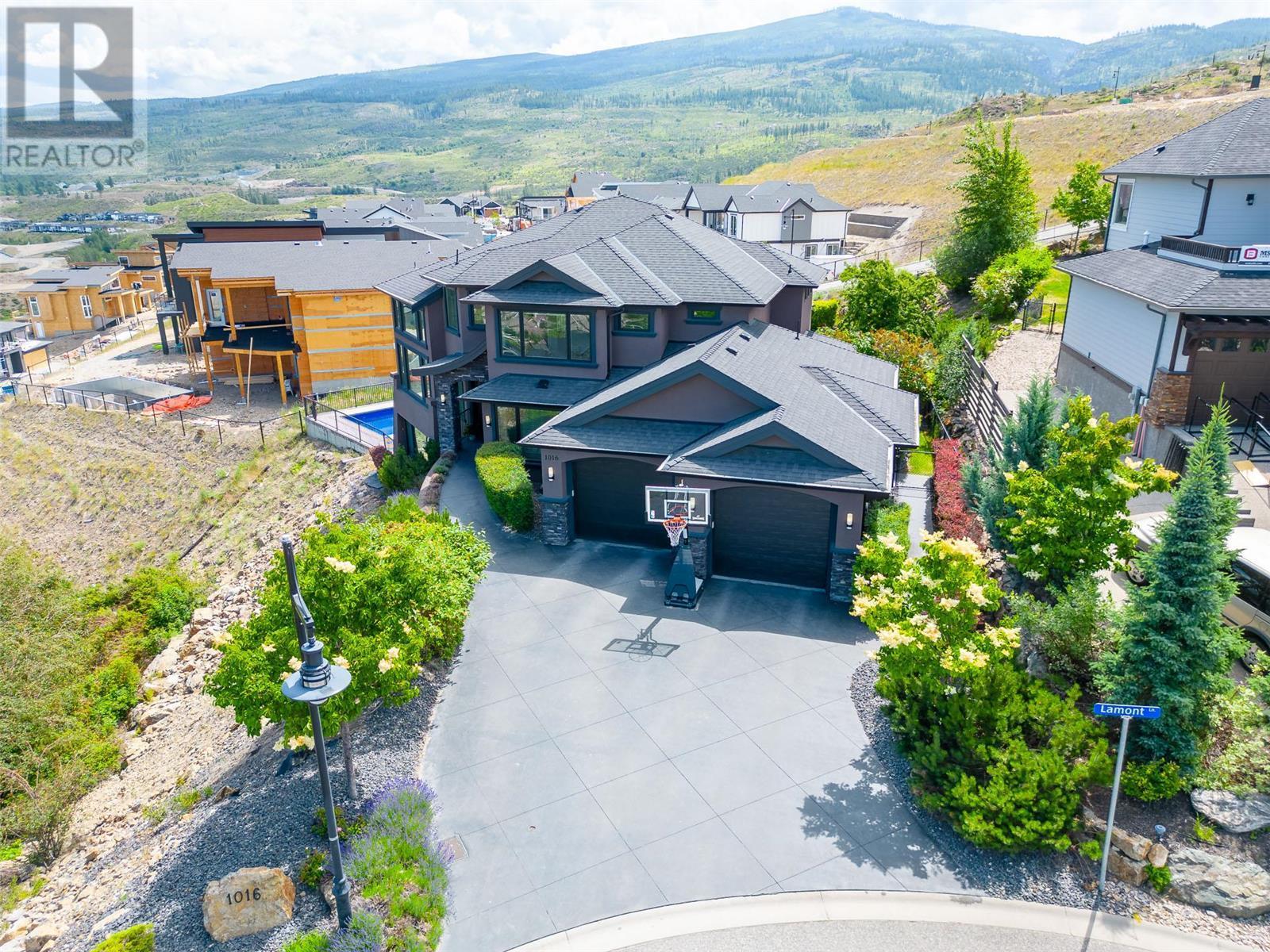 1016 Lamont Court,