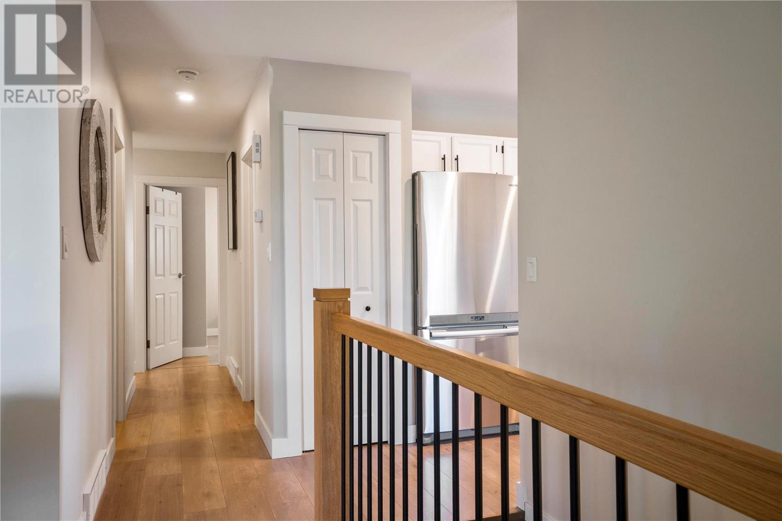 120 10 Street SE