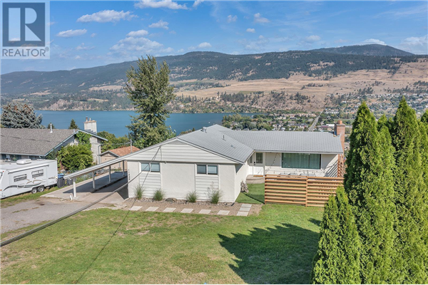 11439 Lakewood Road,, Lake Country