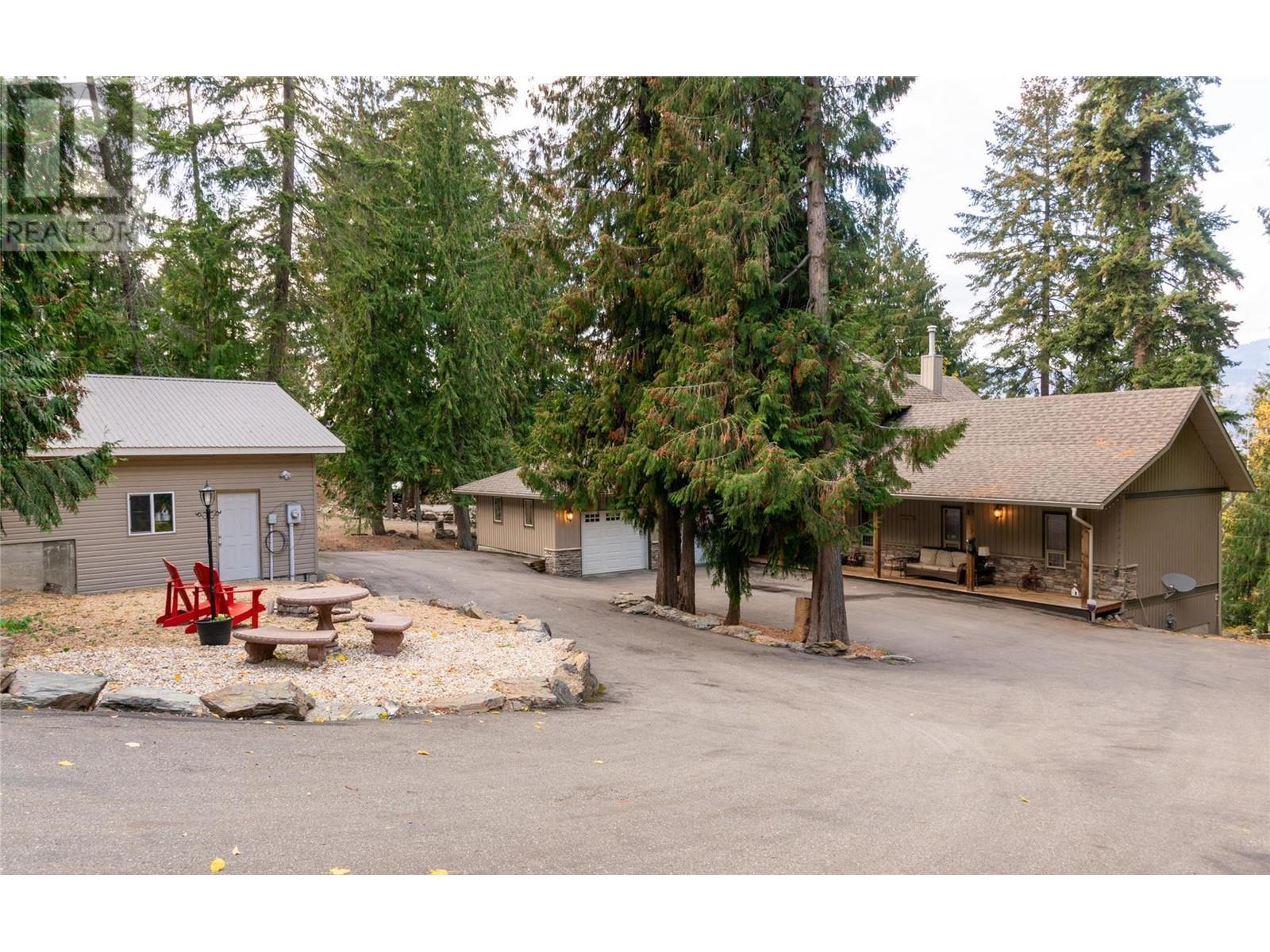 2611 Duncan Road