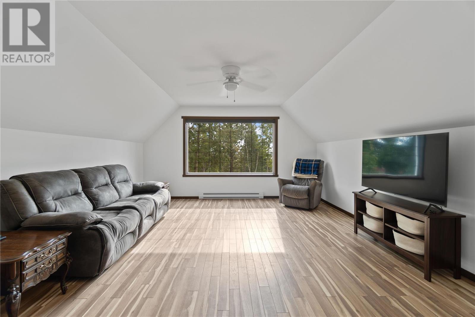 6500 15 Avenue SW Unit# 9, #9
