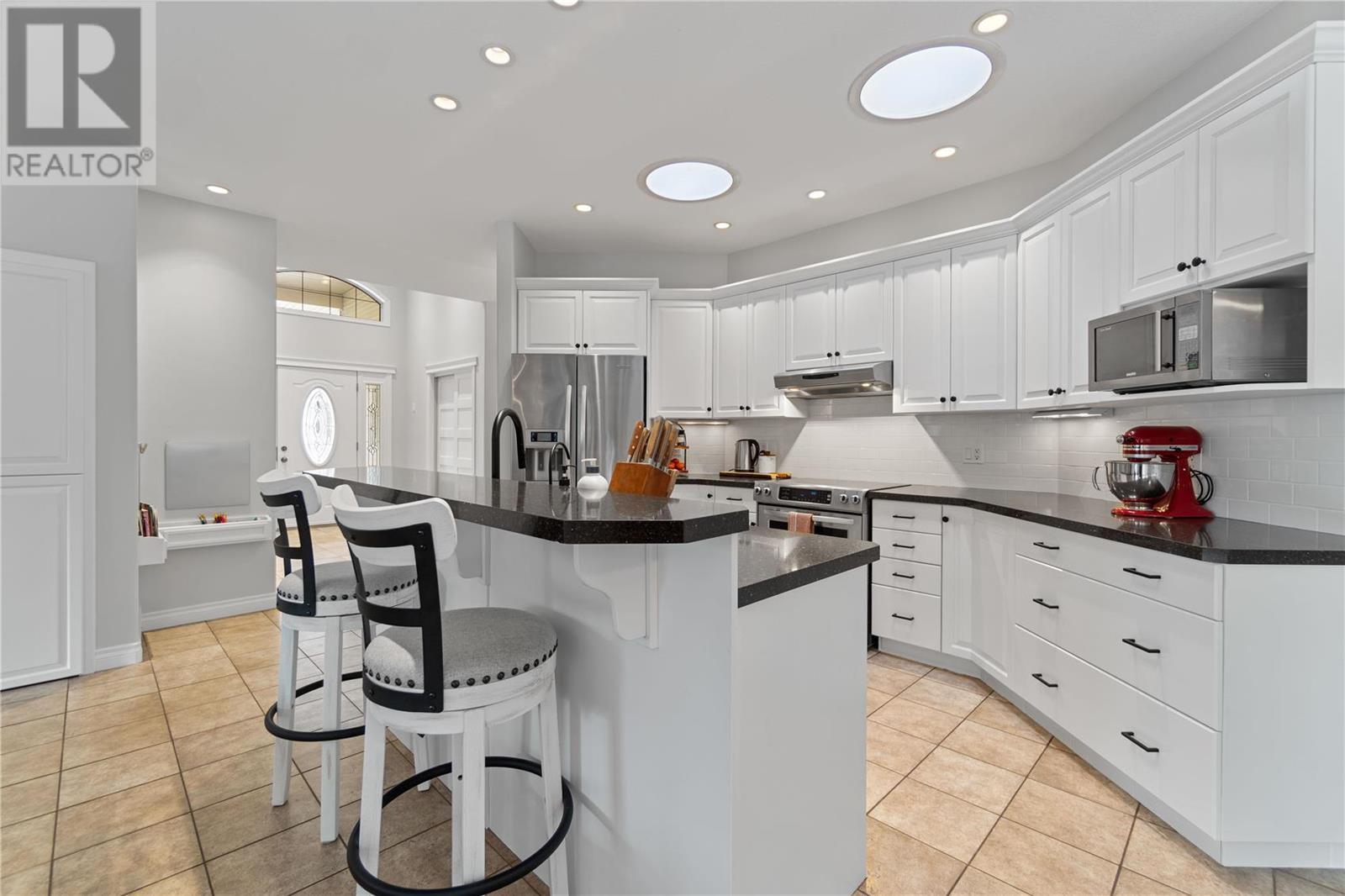 6500 15 Avenue SW Unit# 9, #9