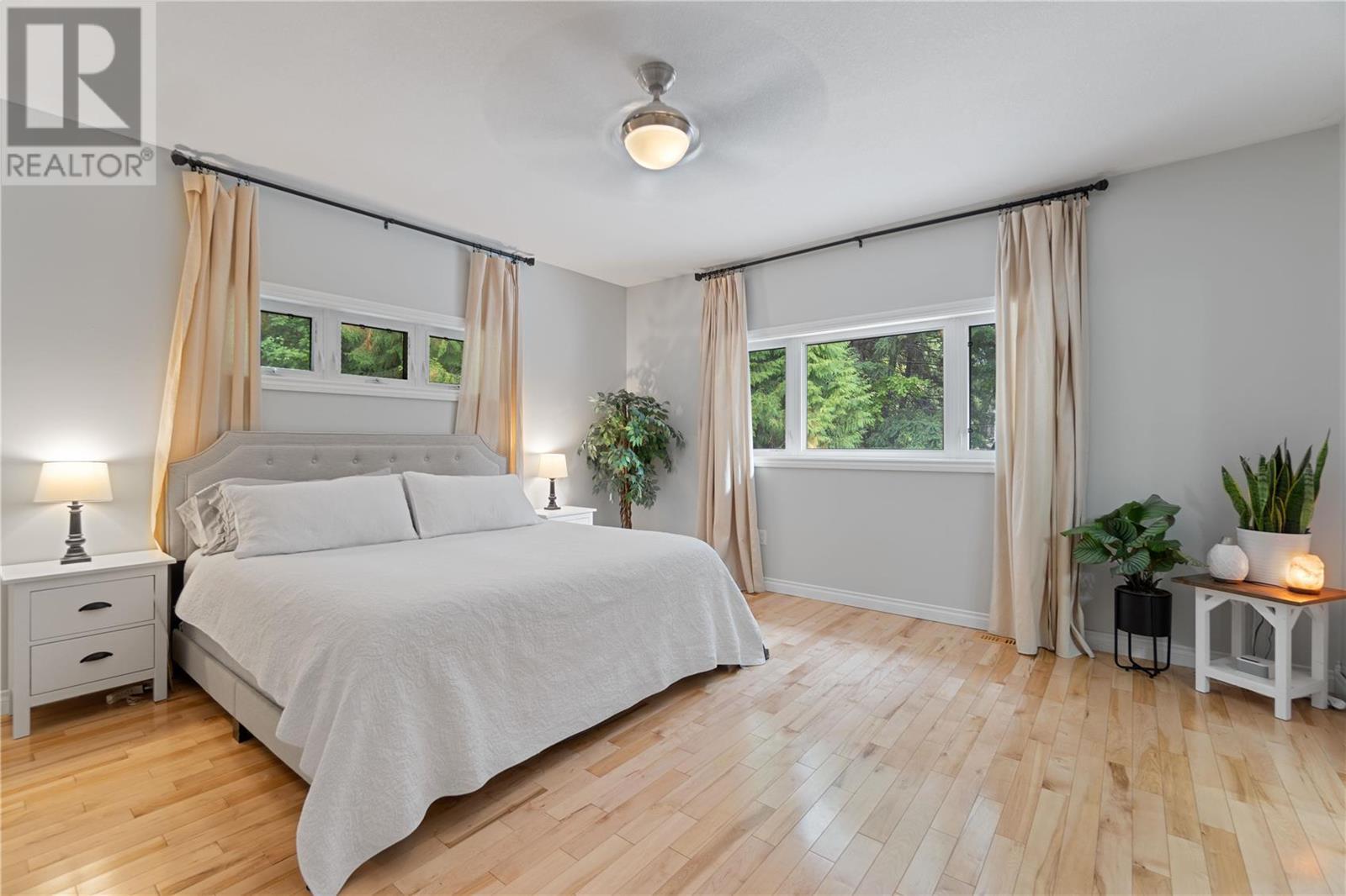 6500 15 Avenue SW Unit# 9, #9