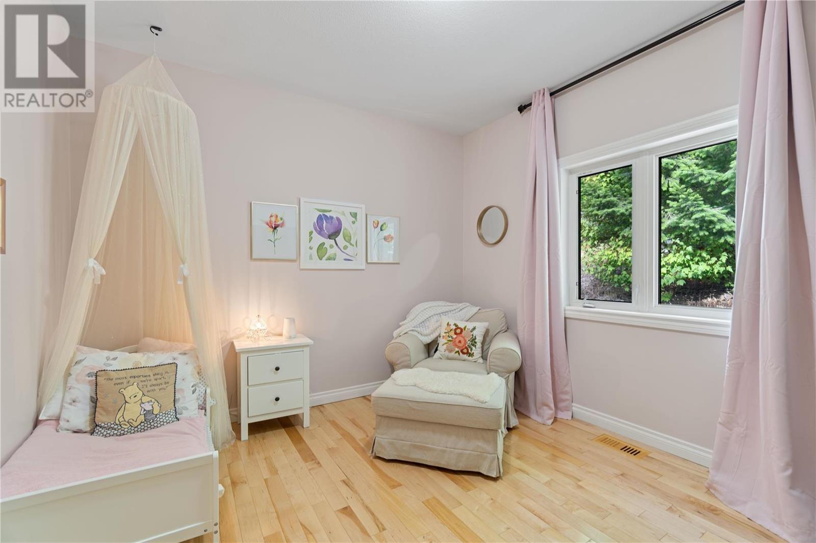 6500 15 Avenue SW Unit# 9, #9