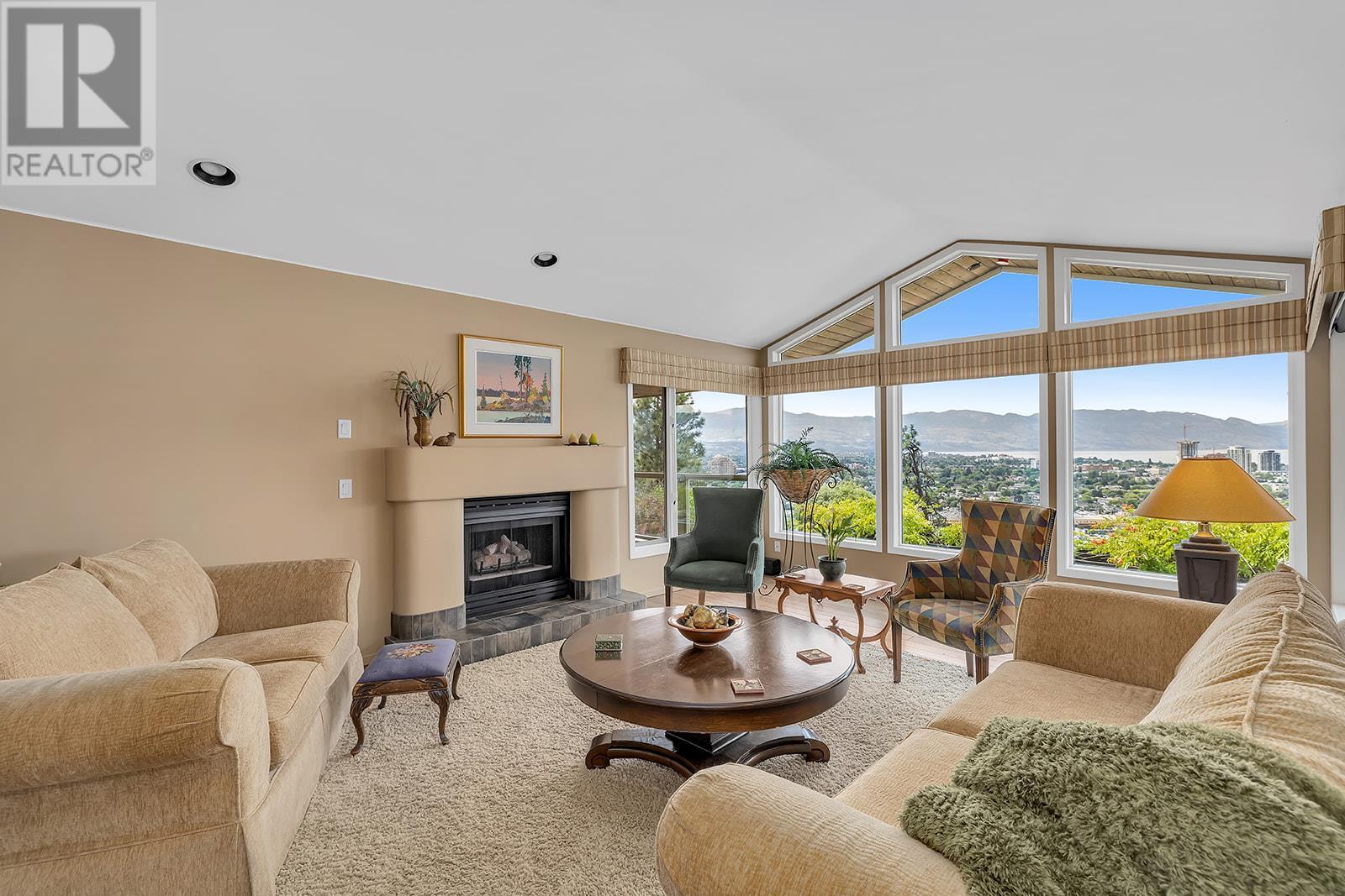 828 Mount Royal Drive,