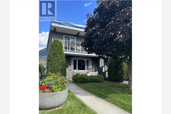 #7 1600 Front Street,, Revelstoke