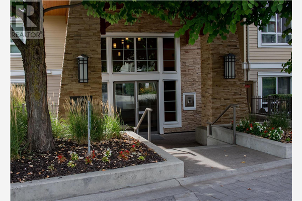 #124 1099 Sunset Drive,, Kelowna