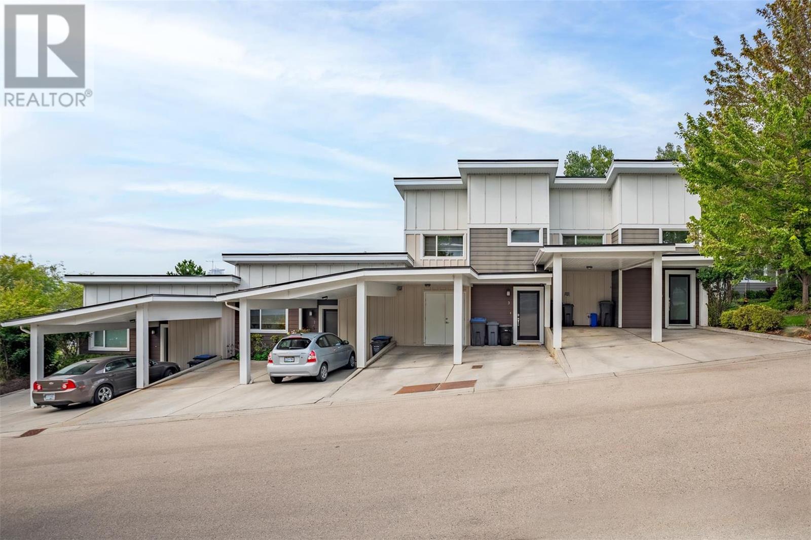 #4 1170 Brant Avenue,, #4