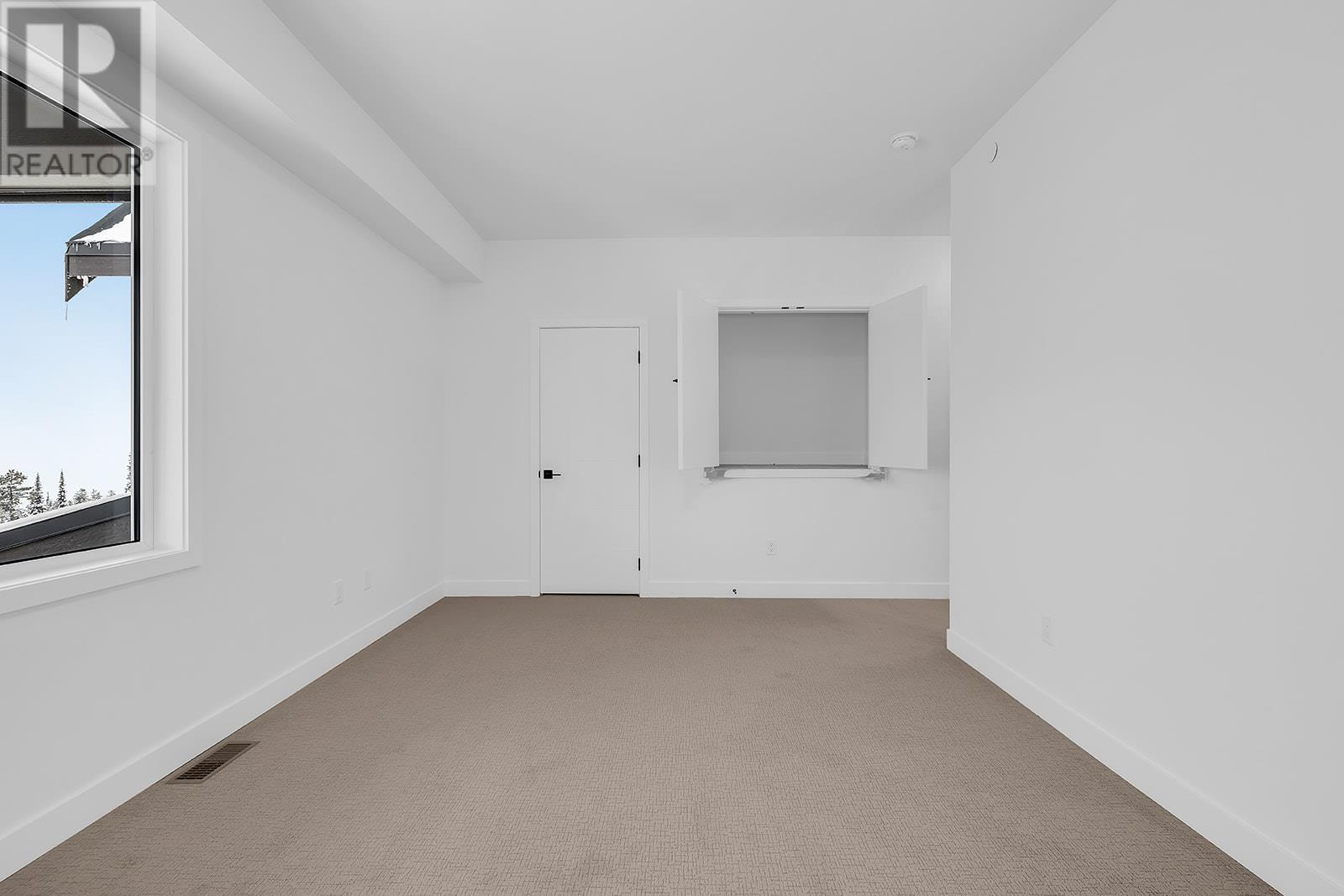 7500 Porcupine Road Unit# 3, #3