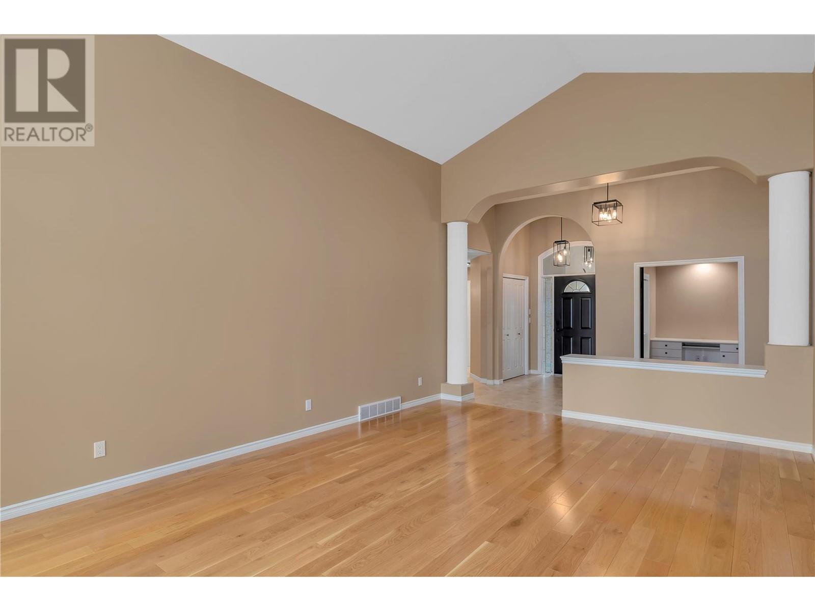 Listing 10284391 - Large Photo # 8