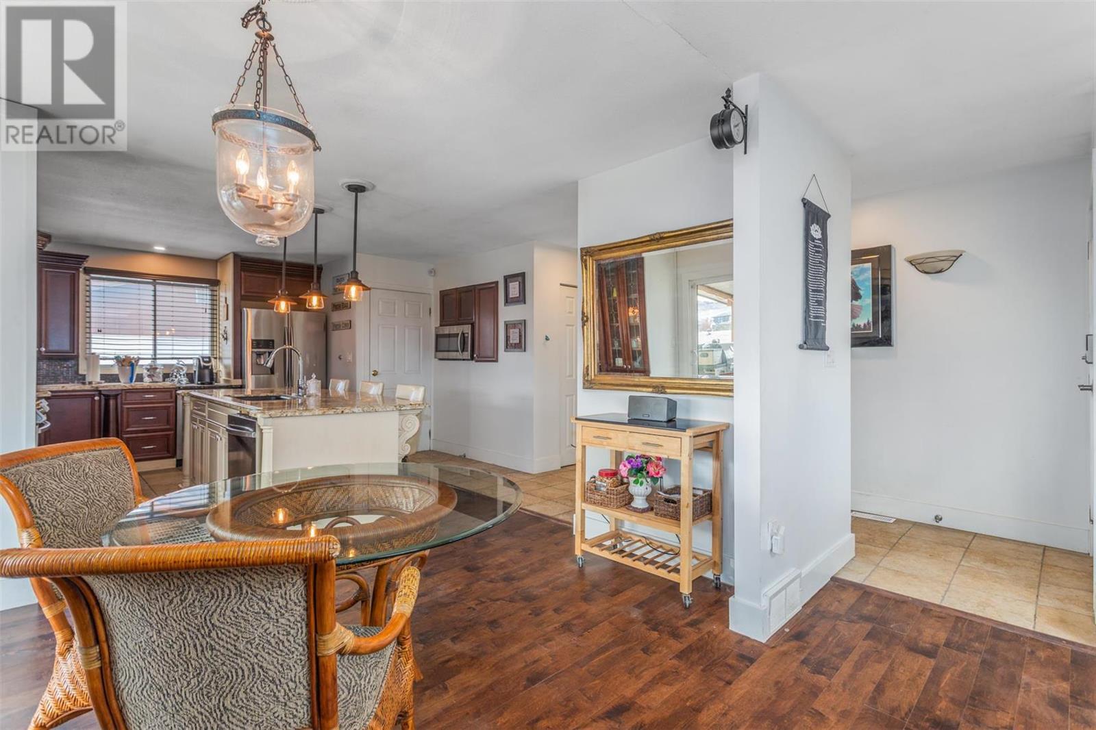 2423 Evelyn Road,