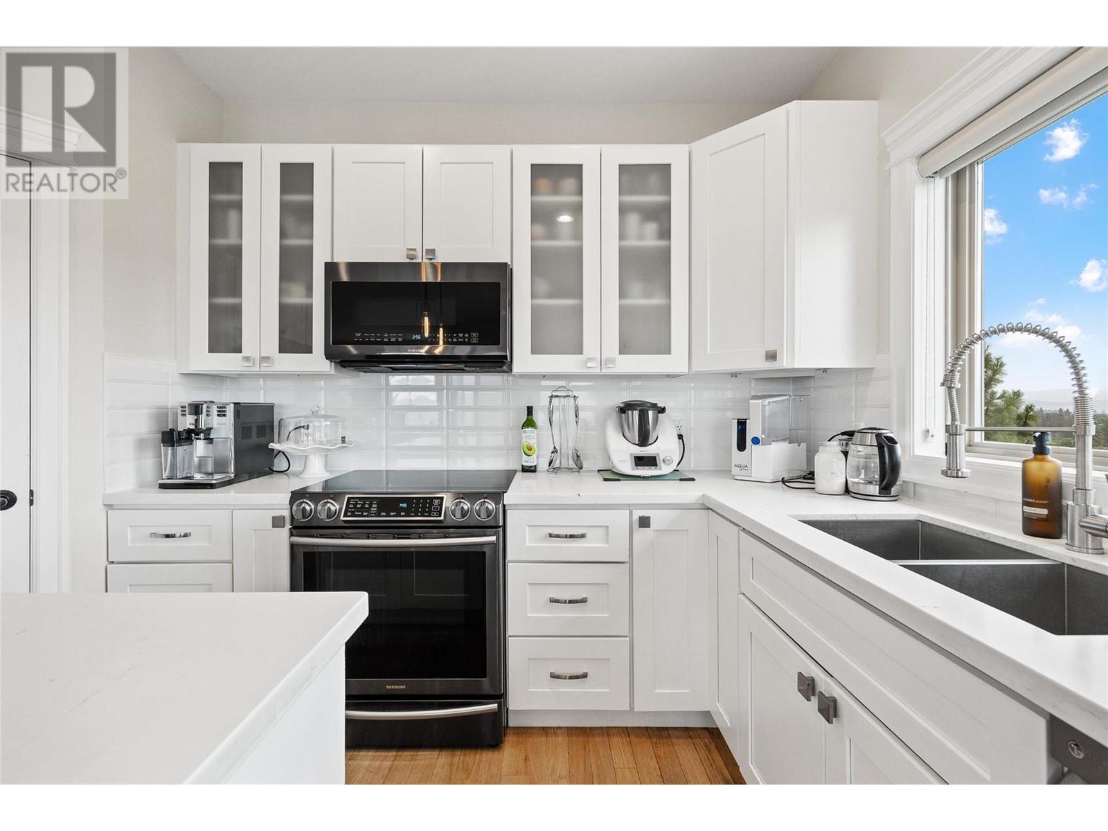 Listing 10284432 - Large Photo # 19