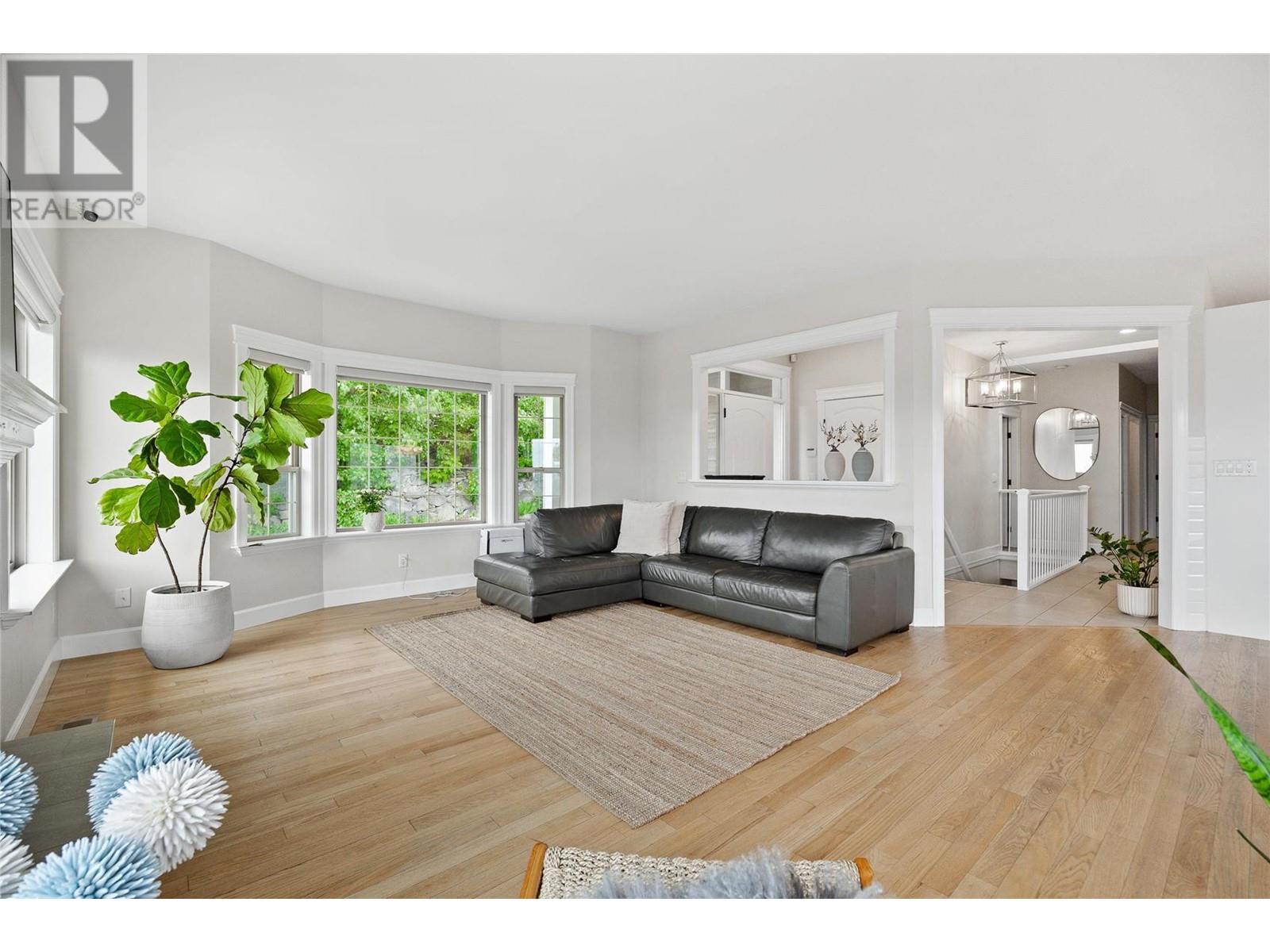 Listing 10284432 - Large Photo # 12