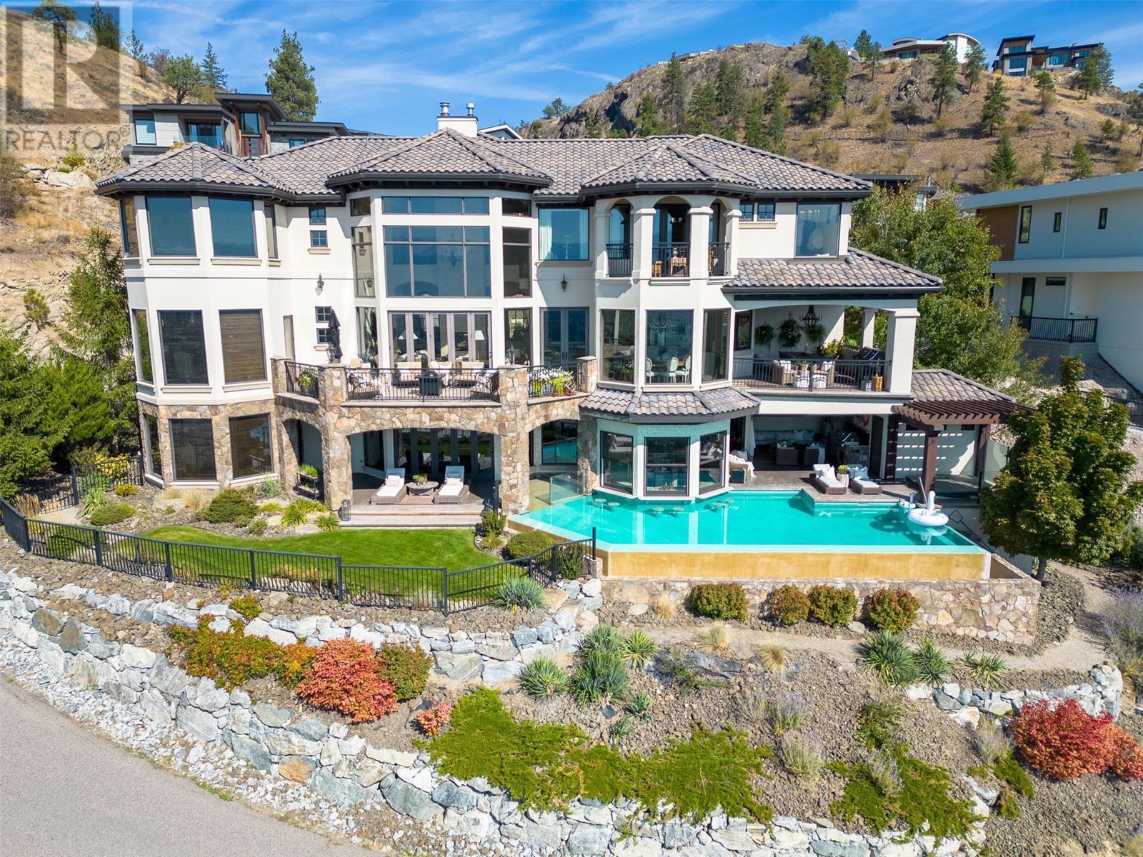 1113 Parkbluff Lane,