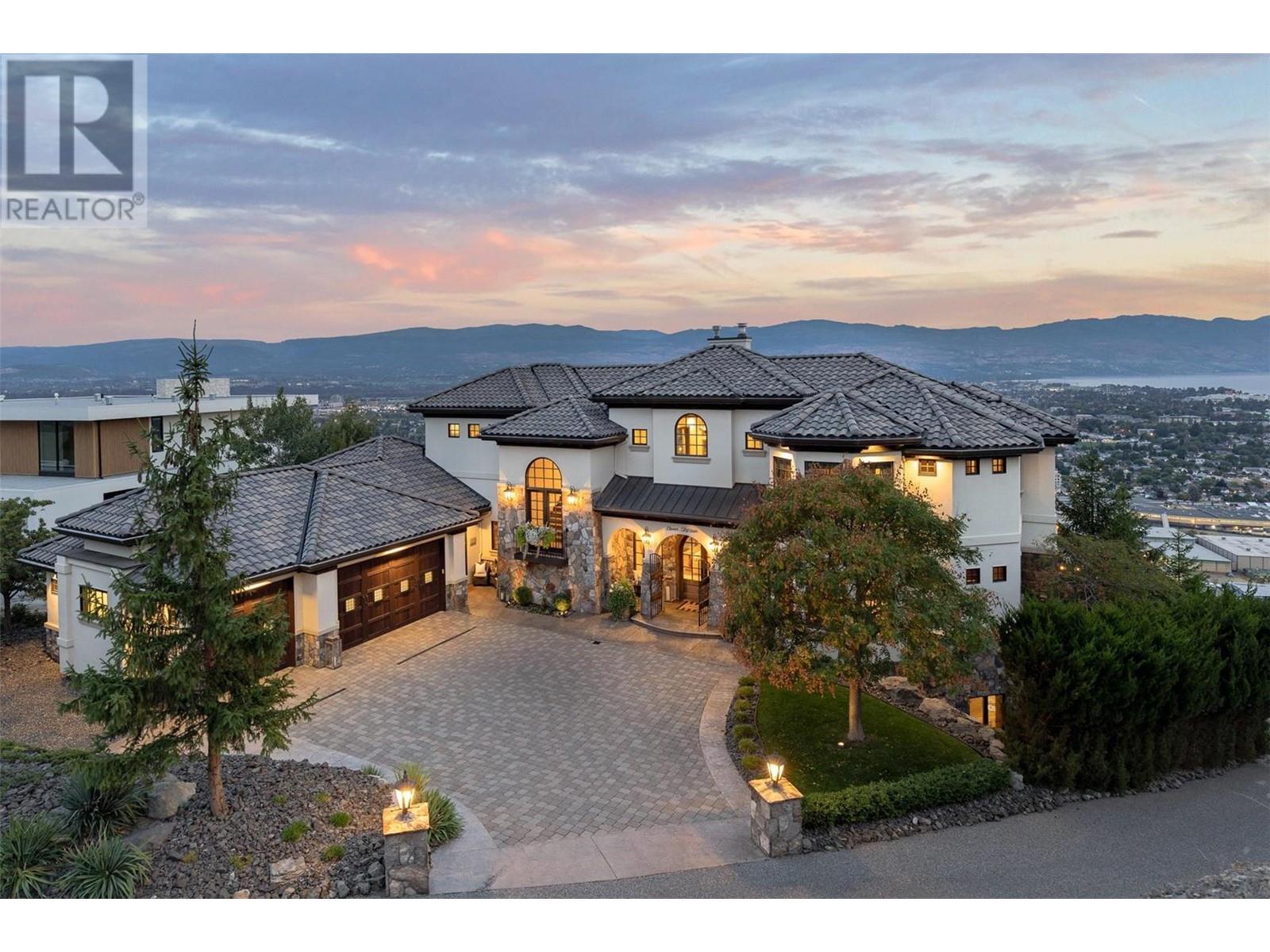1113 Parkbluff Lane,