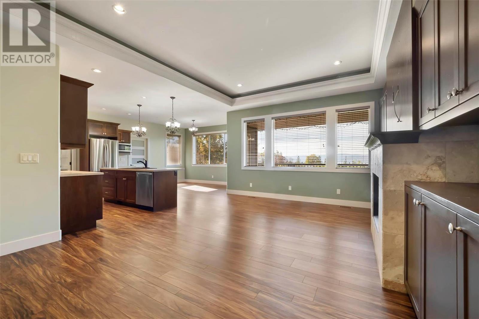 1406 Bentien Road,