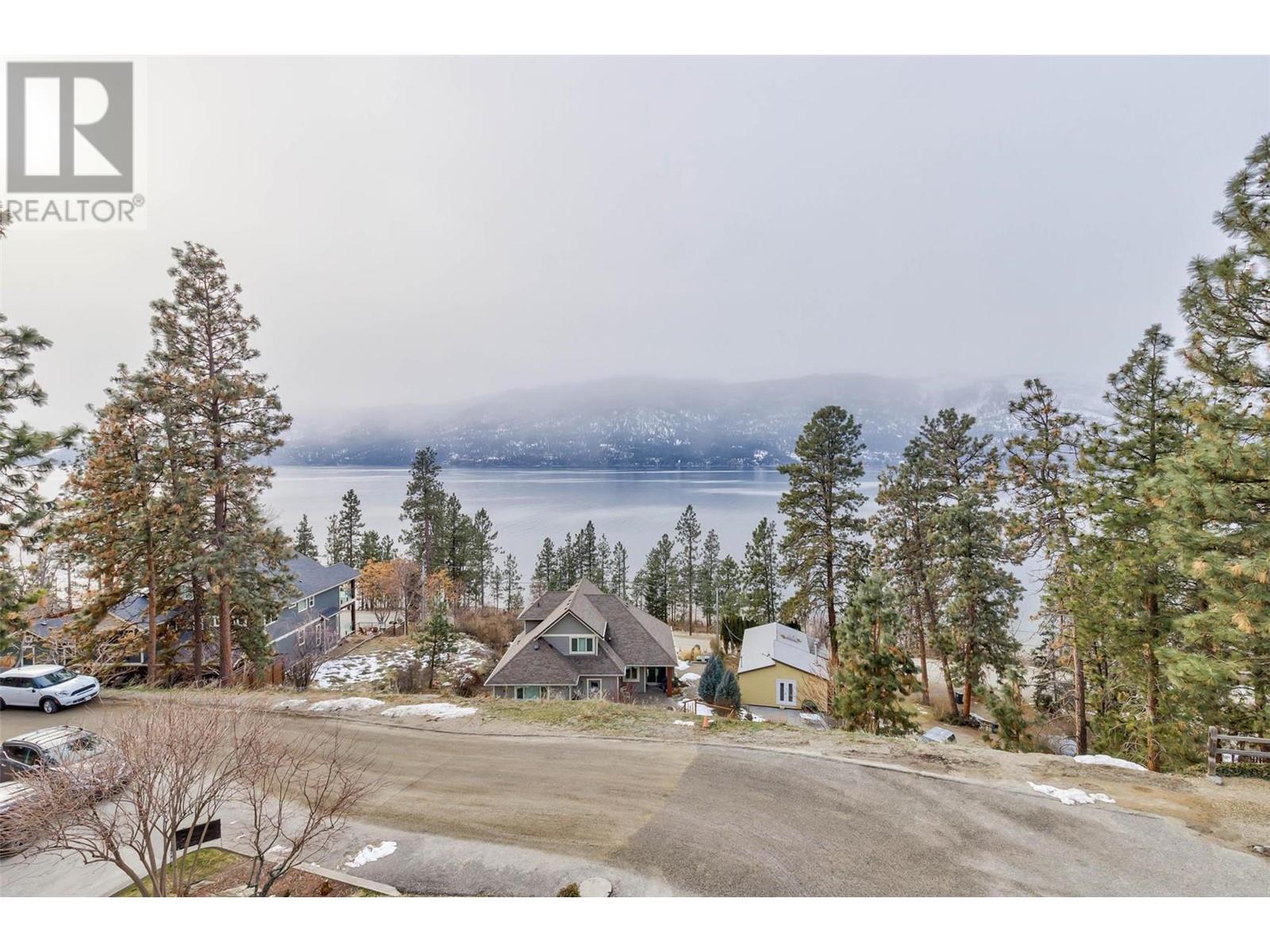 10569 Okanagan Centre Road W