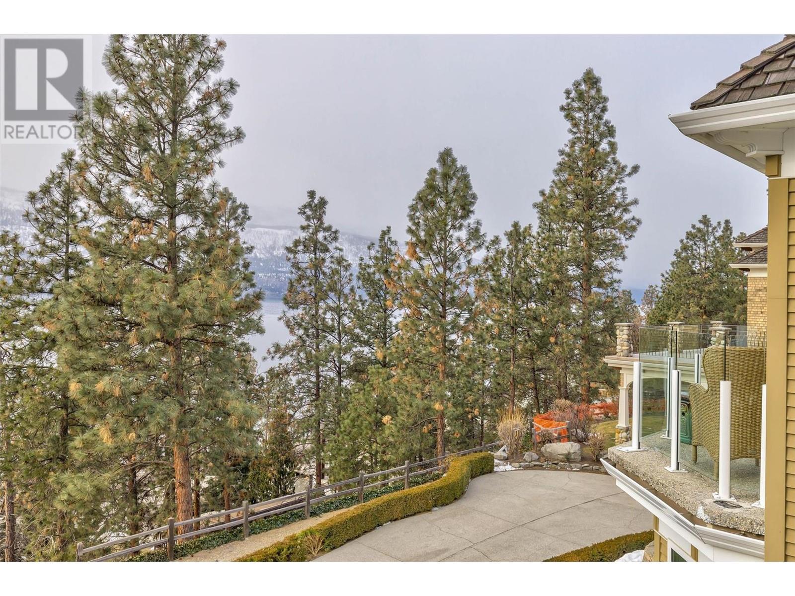 10569 Okanagan Centre Road W