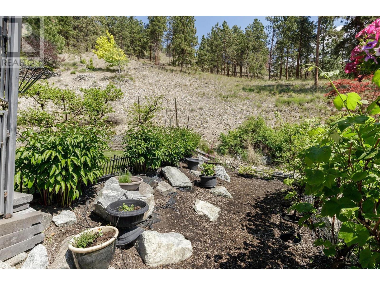 10569 Okanagan Centre Road W