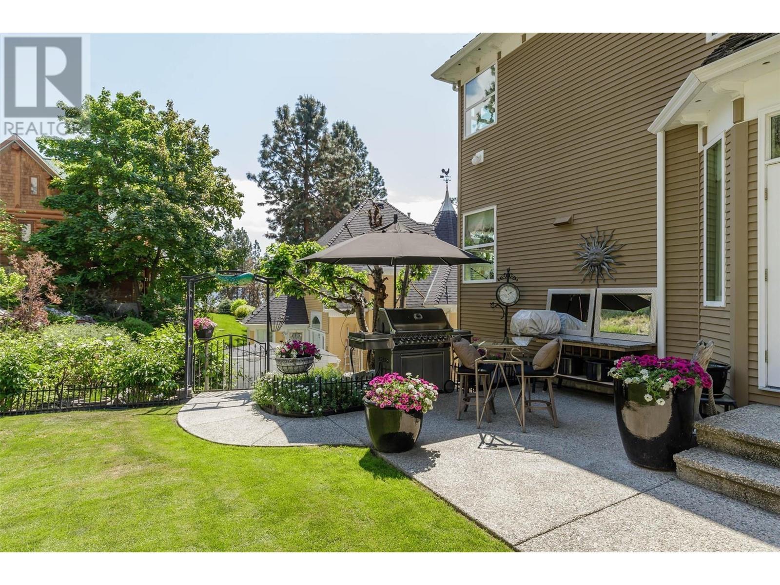 10569 Okanagan Centre Road W