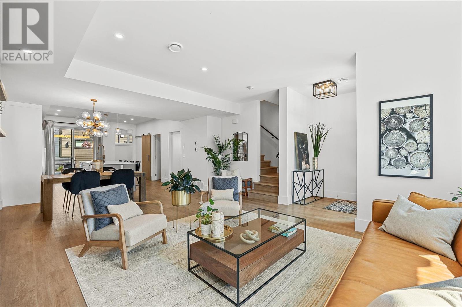864 Martin Avenue,
