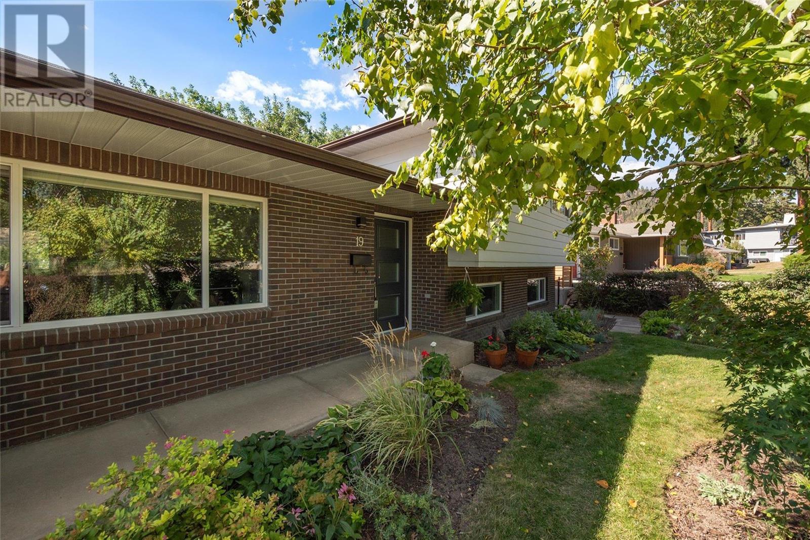 19 Altura Road,