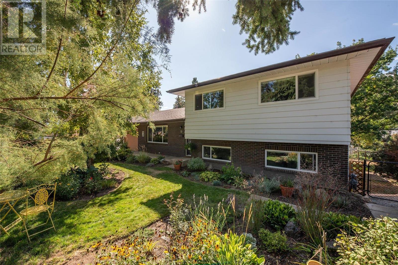 19 Altura Road,