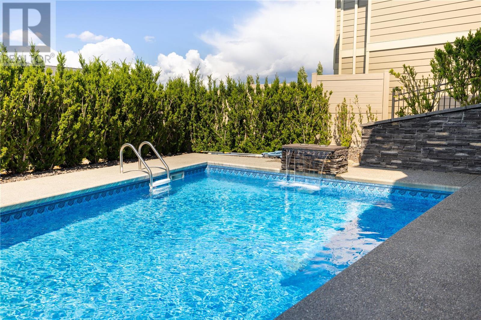 682 Peridot Court,