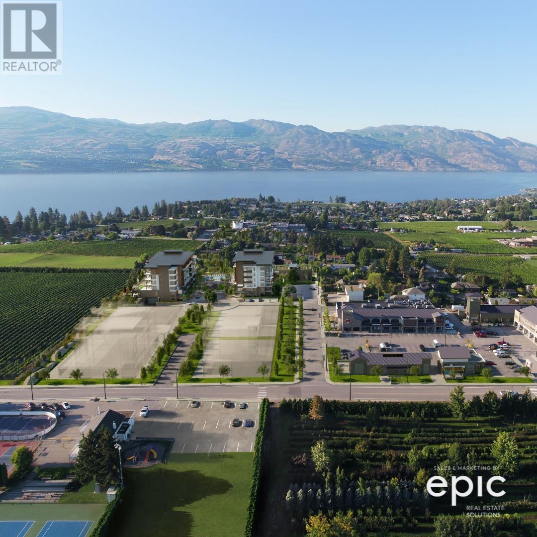#202 2760 Olalla Road, W, #202