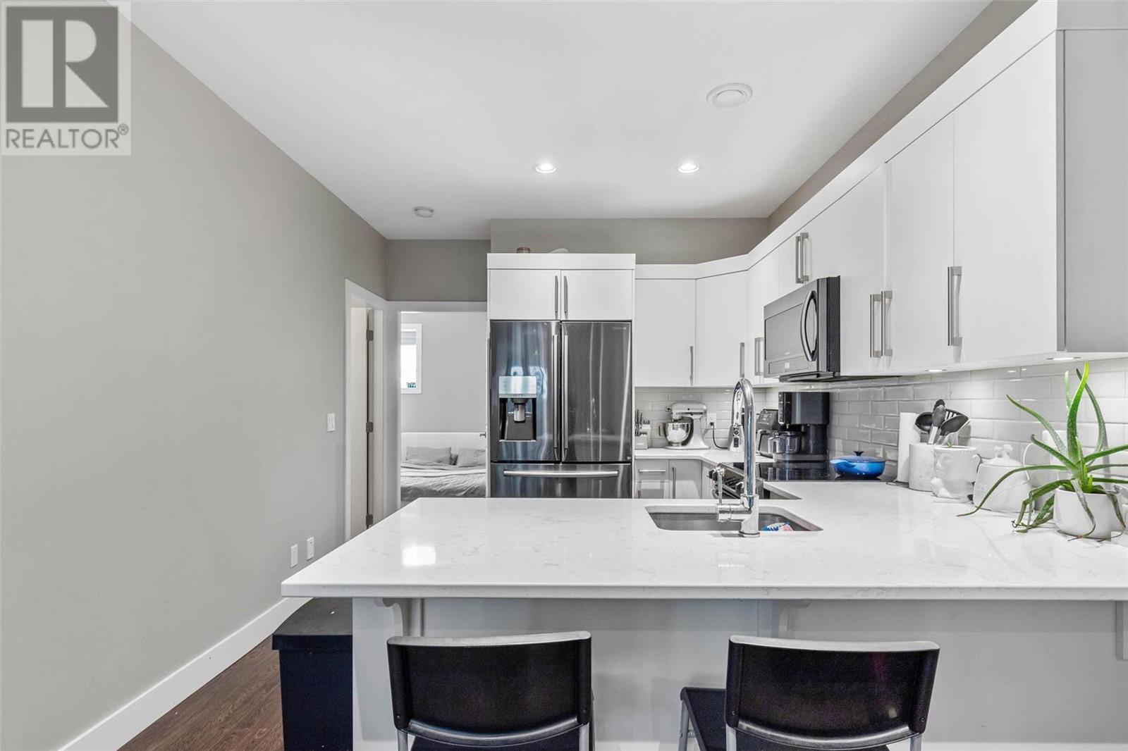 Listing 10284598 - Large Photo # 23