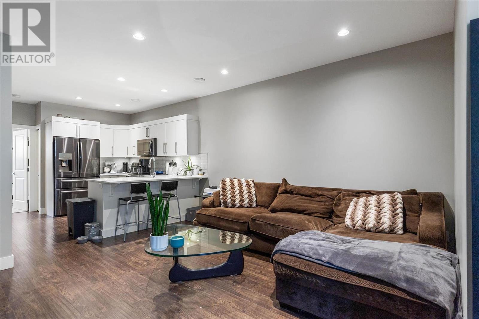 Listing 10284598 - Large Photo # 24