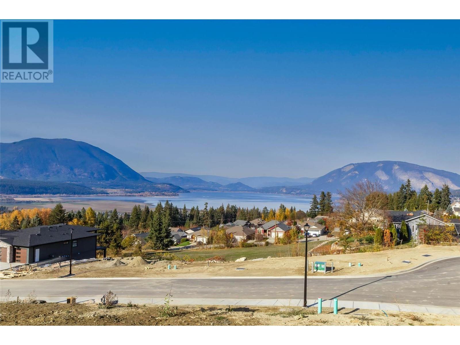 Lot 14 16 Avenue SE