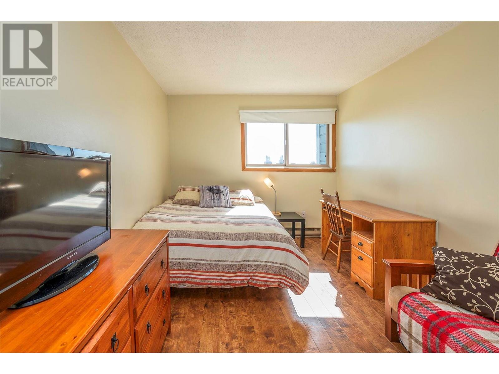 Listing 10284613 - Large Photo # 16