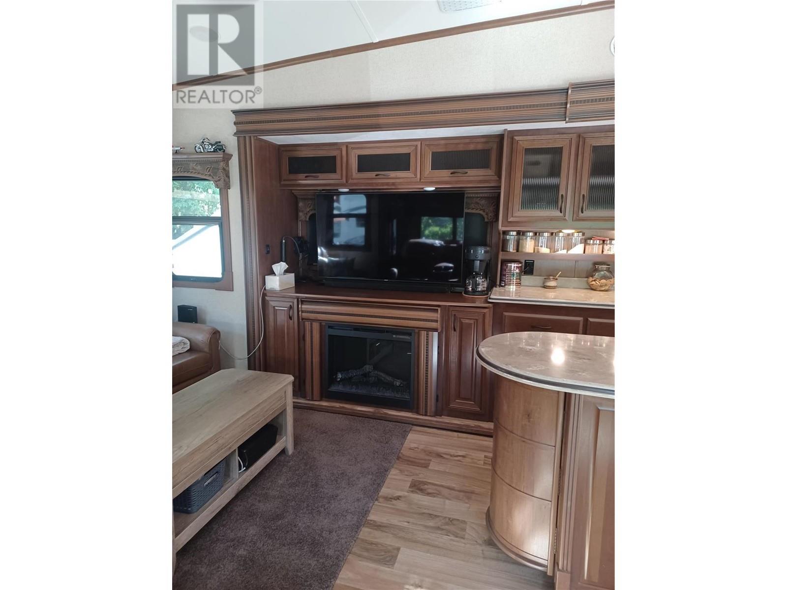 Listing 10284615 - Large Photo # 32