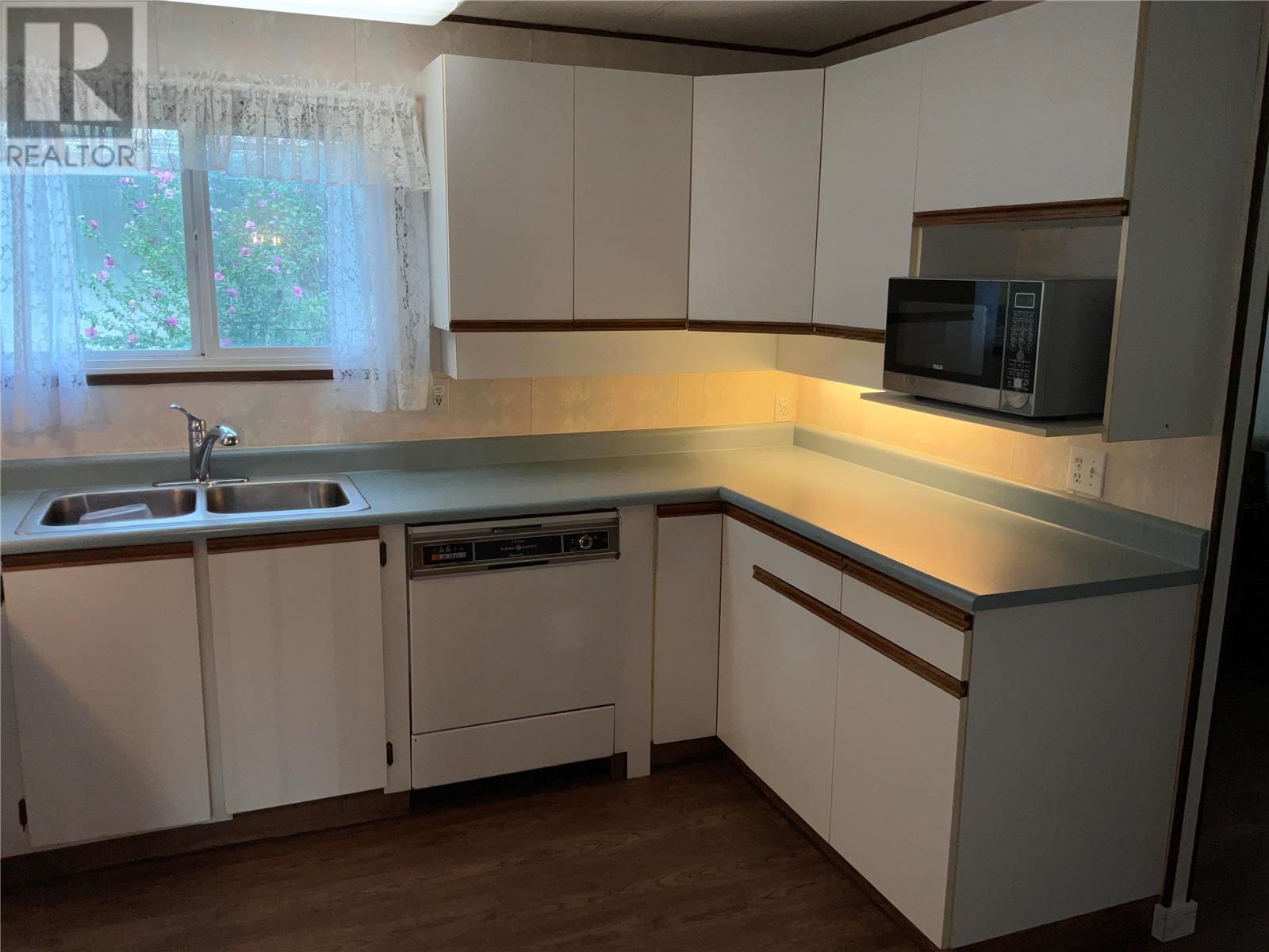 Listing 10284617 - Large Photo # 2