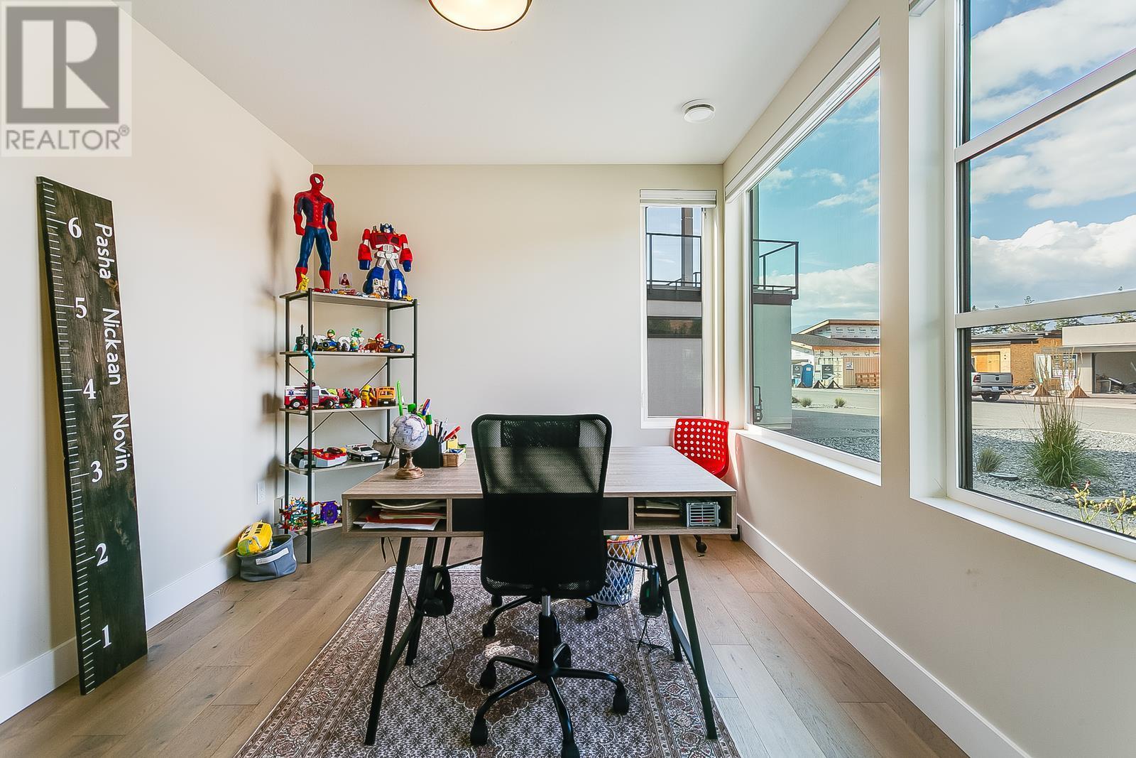 10225 Beacon Hill Drive
