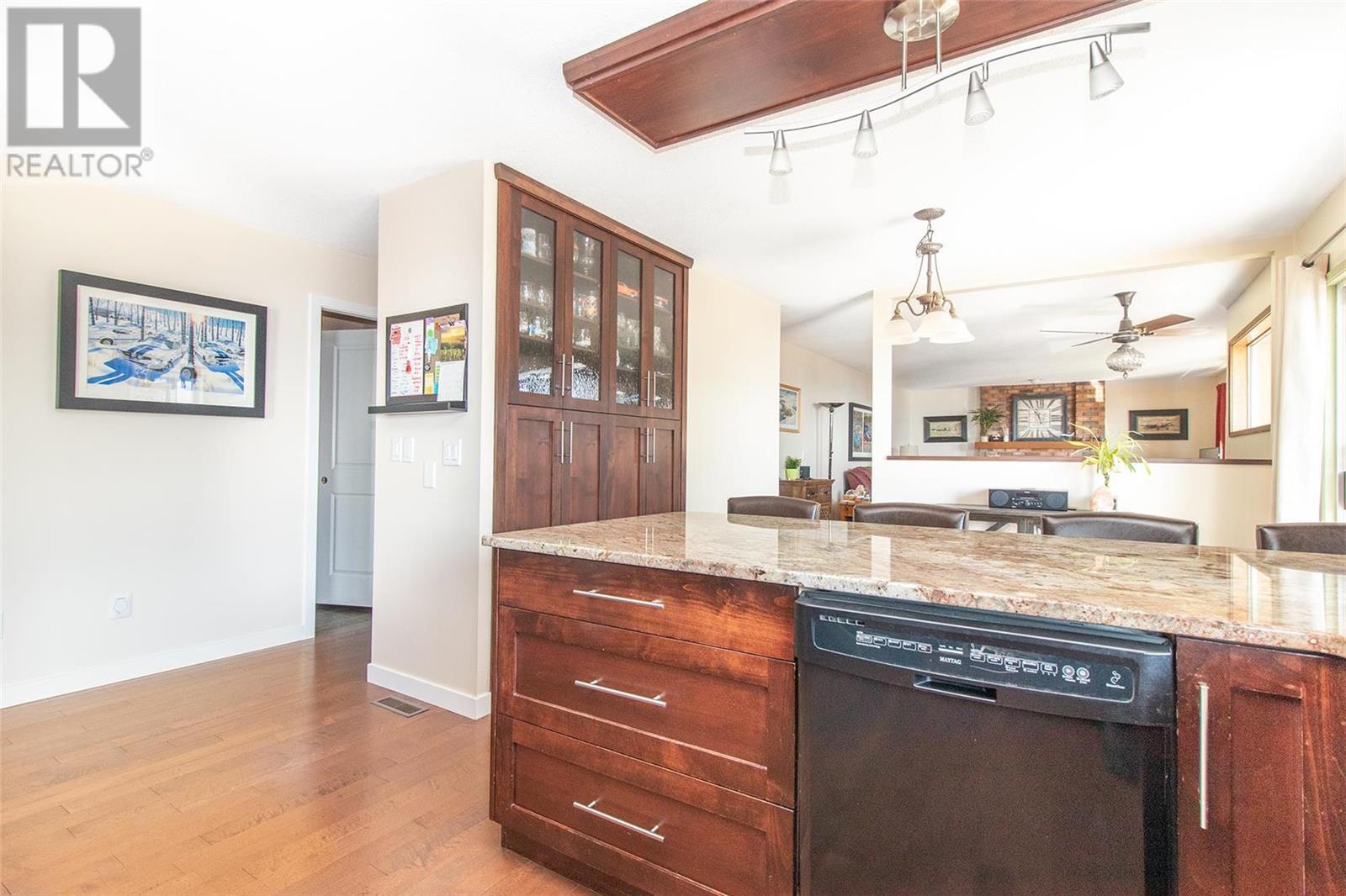Listing 10284682 - Large Photo # 9