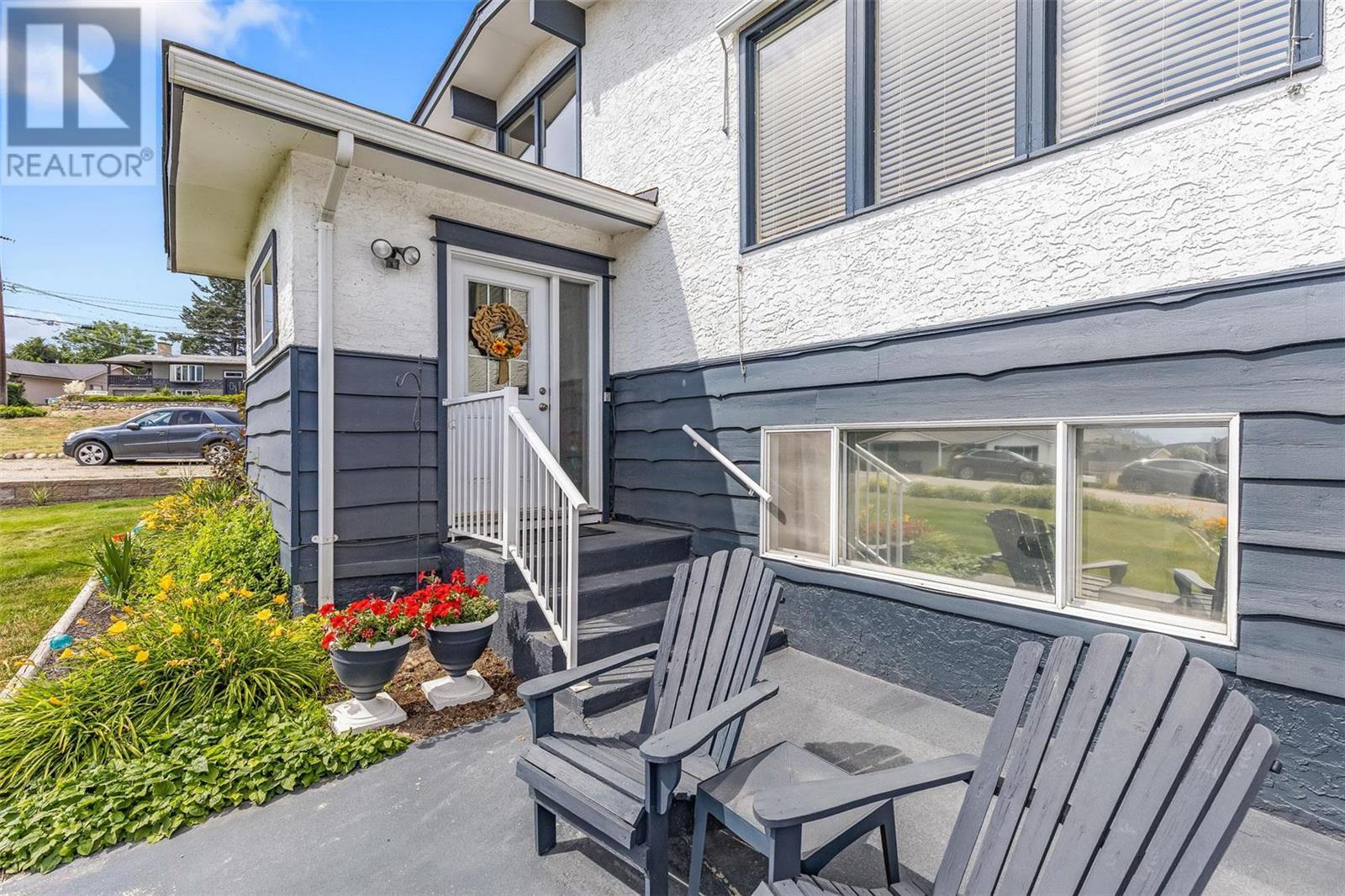 3707 Carrall Road,