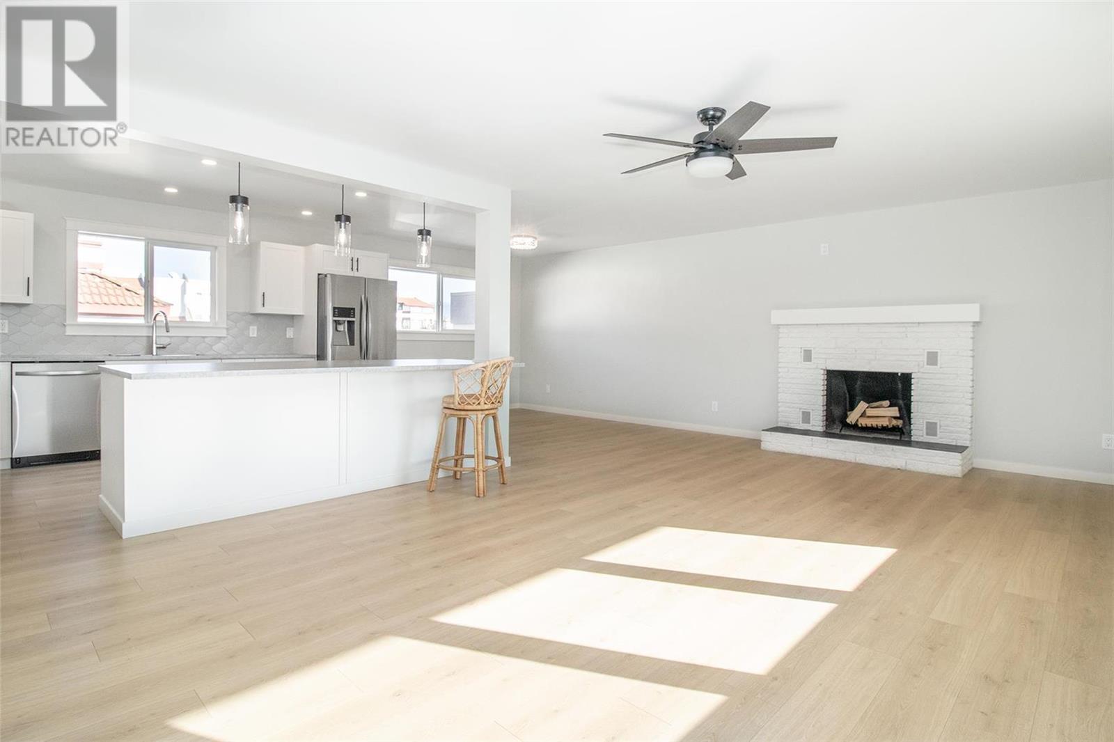 2081 Gordon Drive,