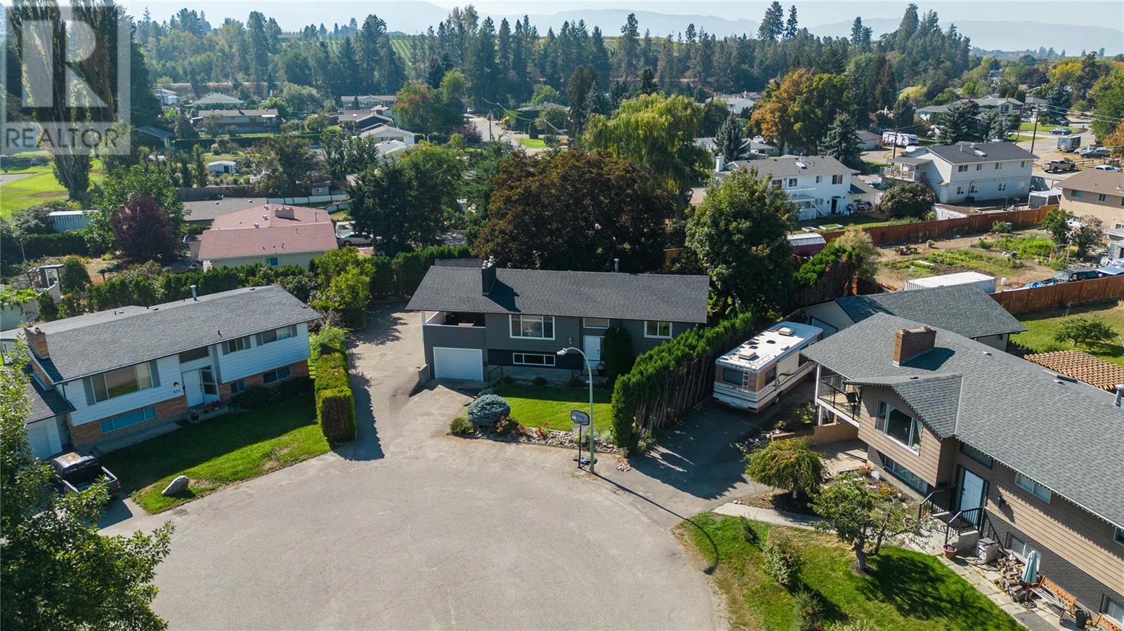815 Lucas Court,