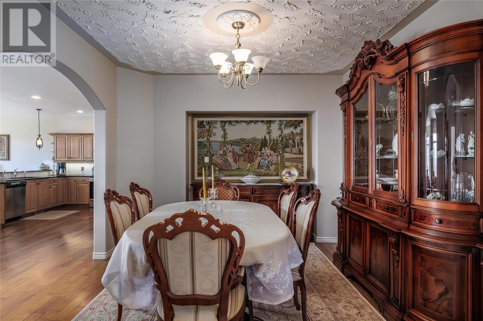 1693 Vineyard Drive