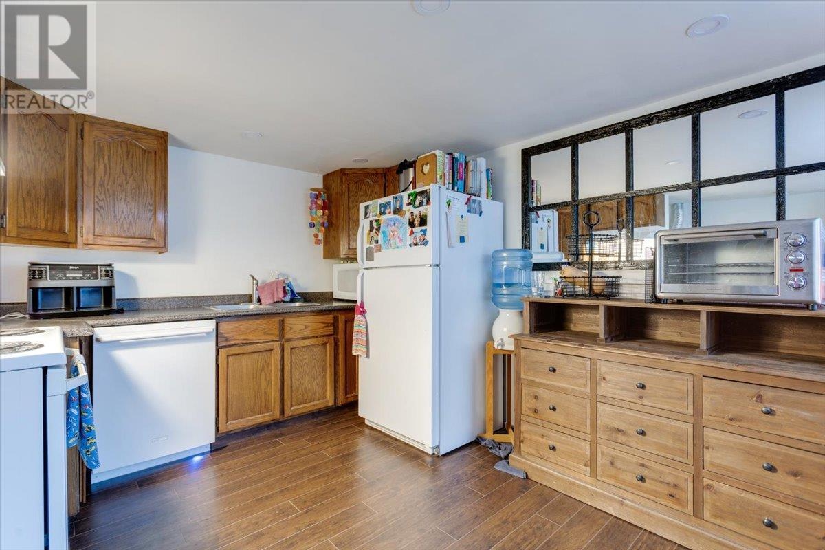 11047 Pretty Road
